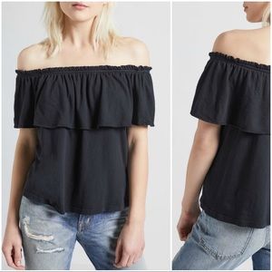 Current Elliott: Off the Shoulder Top Sz: 3/L